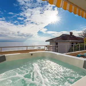 https://design-apartment-opatija.in-istria.net